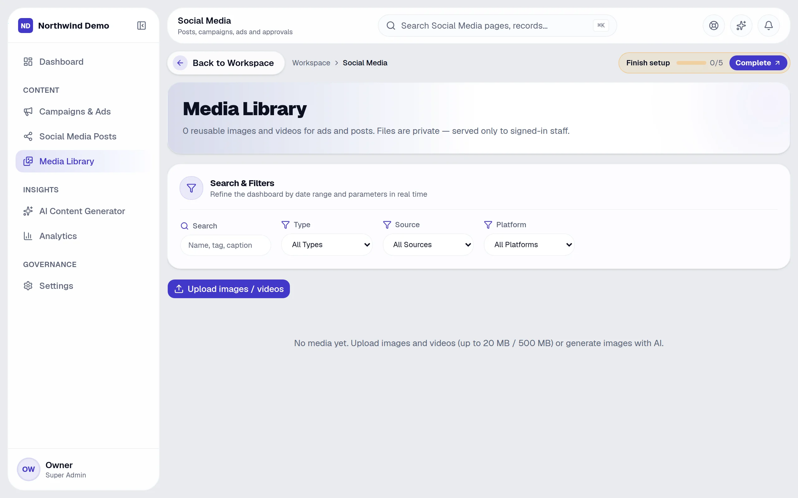Social Media — Media library: the real screen